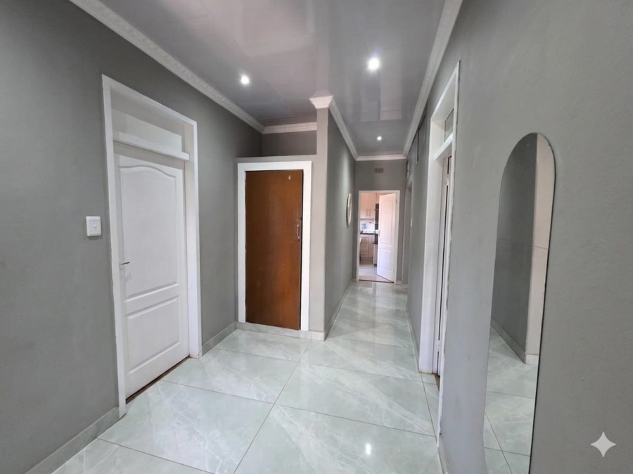 3 Bedroom Property for Sale in Beaconsfield Northern Cape